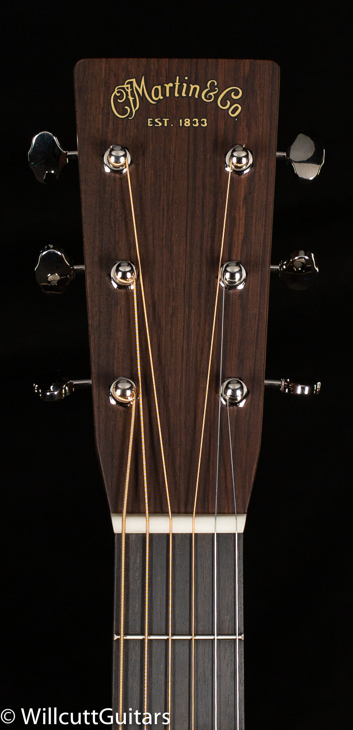 Martin HD-28 Sunburst (110)