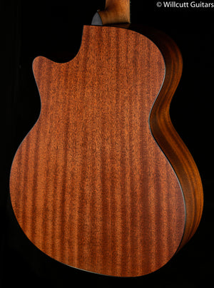 Martin GPC-11E Gloss Top Sitka/Sapele (914)