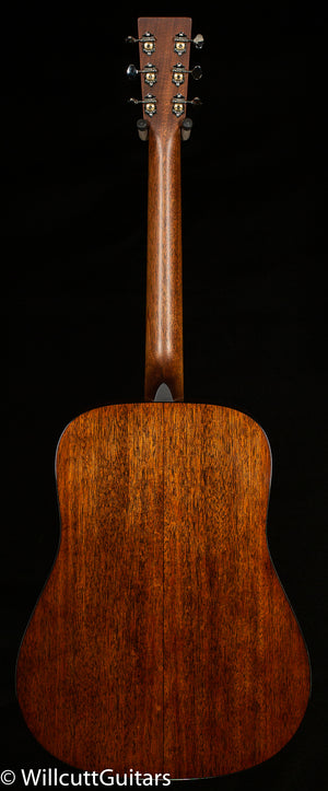 Martin D-18 (719)