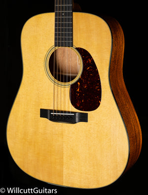 Martin D-18 (719)