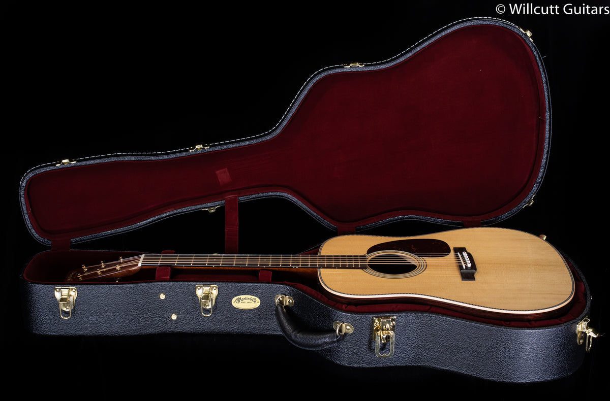 Martin D-28 Modern Deluxe (727)