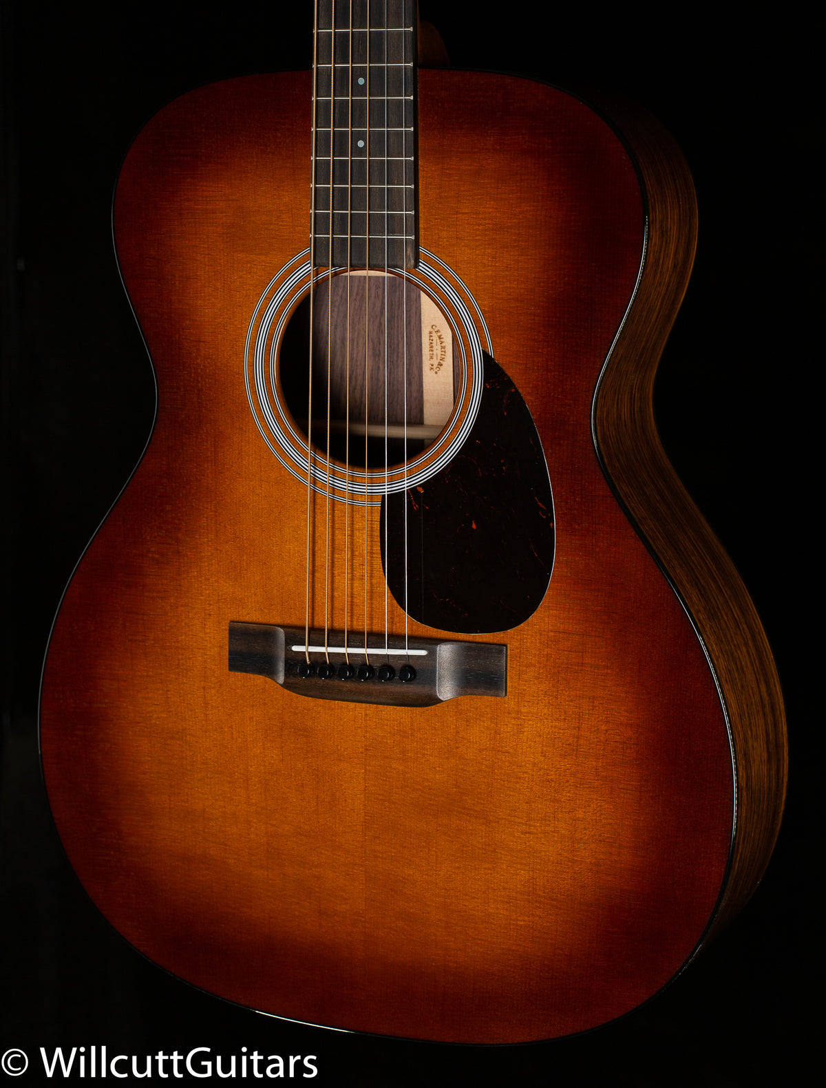 Martin OM-21 Ambertone (396)