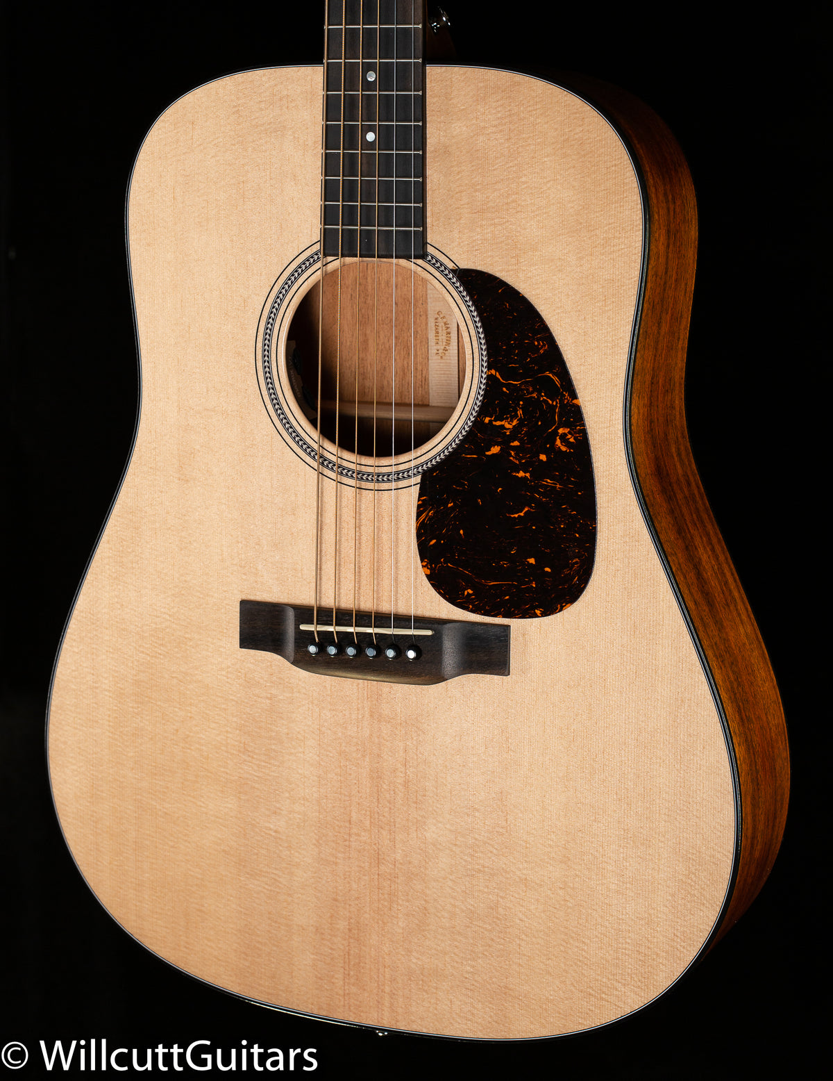 Martin D-16E Sitka/Mahogany (999)
