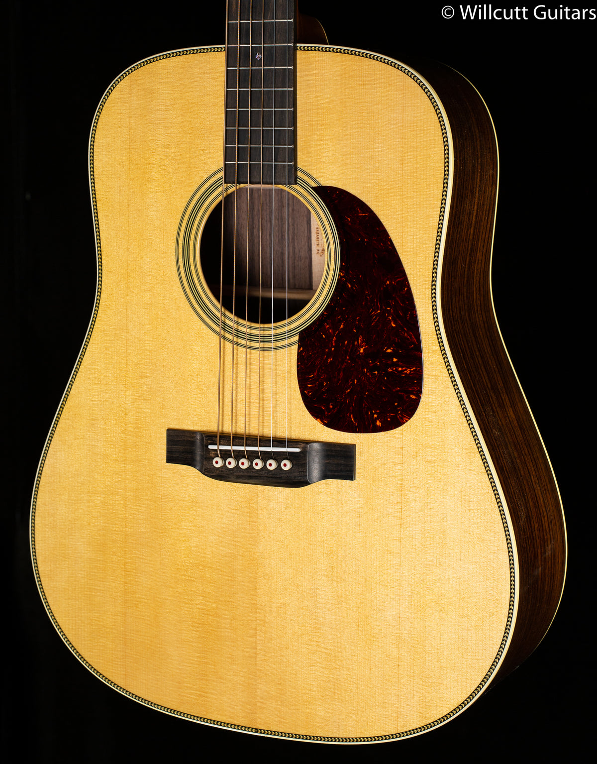 Martin HD-28 (281)