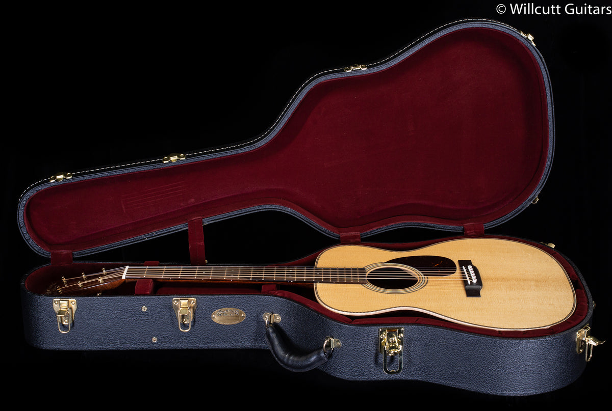 Martin OM-28 Modern Deluxe (019)