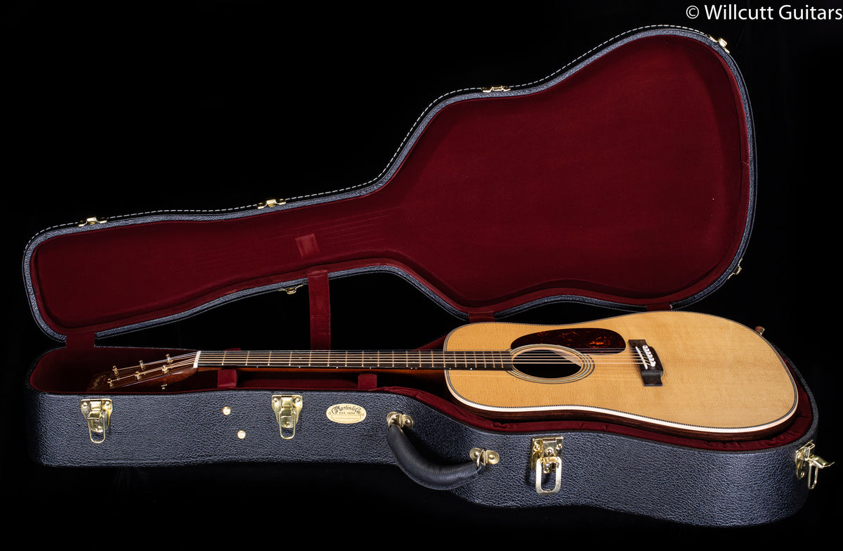 Martin D-28 Modern Deluxe (914)
