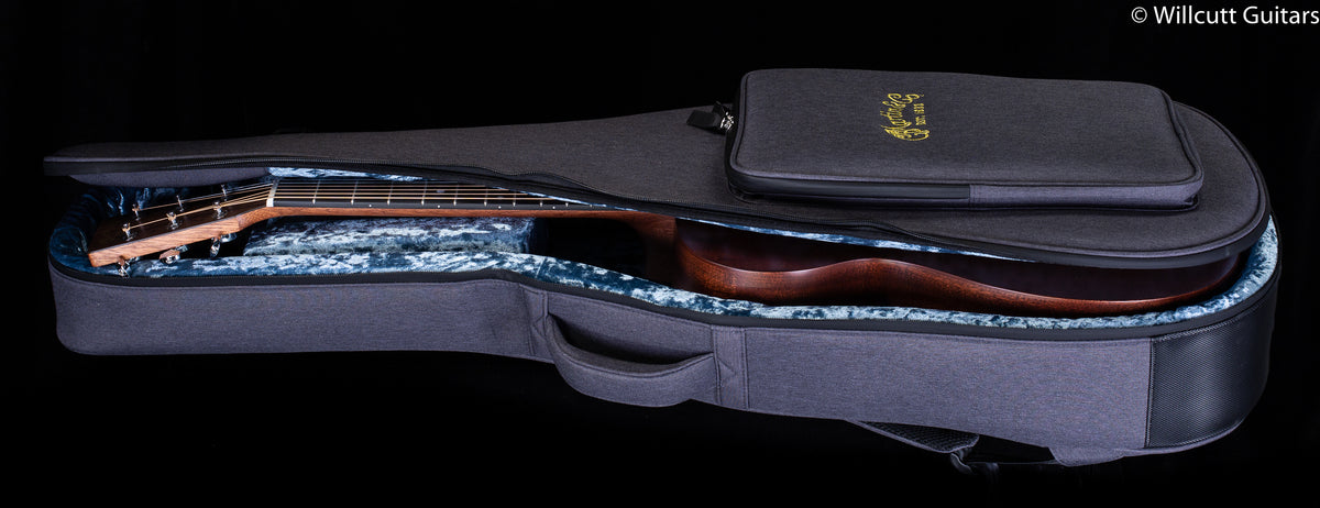 Martin 000-10E Sapele (300)