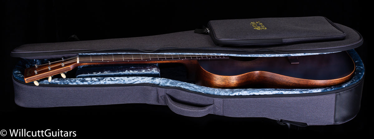 Martin 000-15M StreetMaster (151)