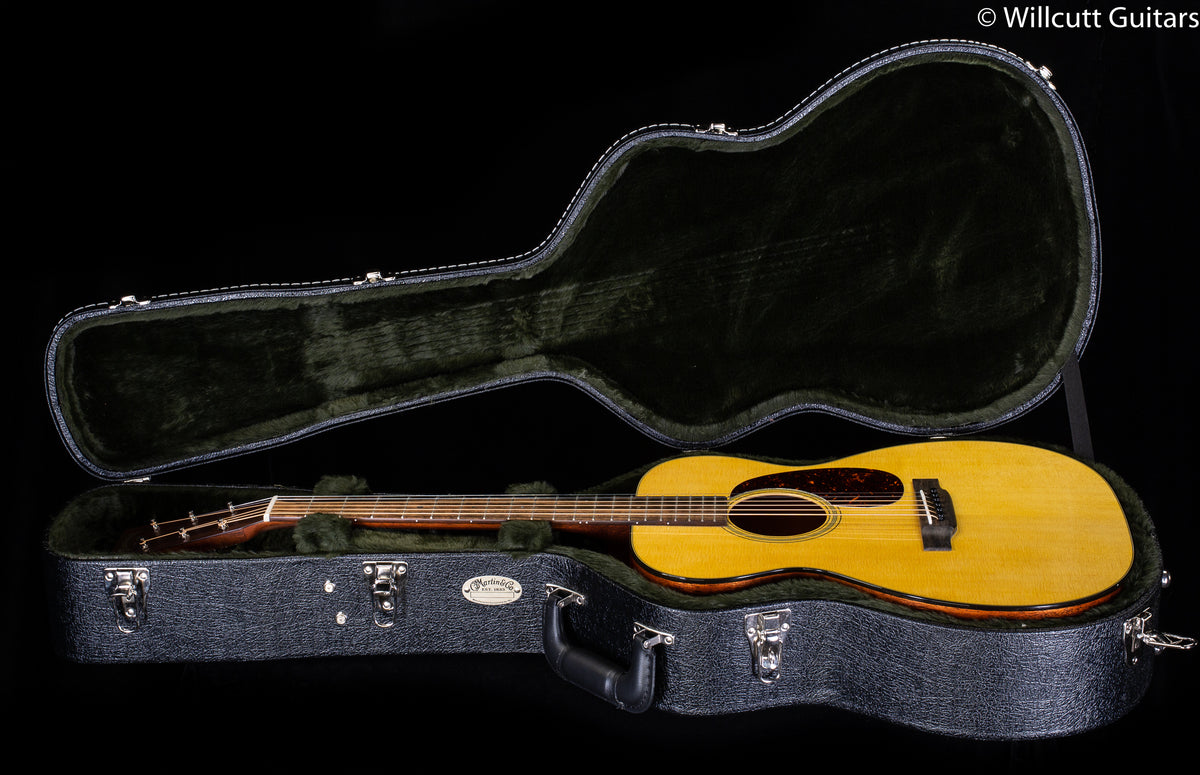 Martin 00-18 (370)