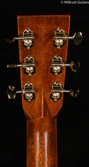 Martin 000-28E Modern Deluxe (470)