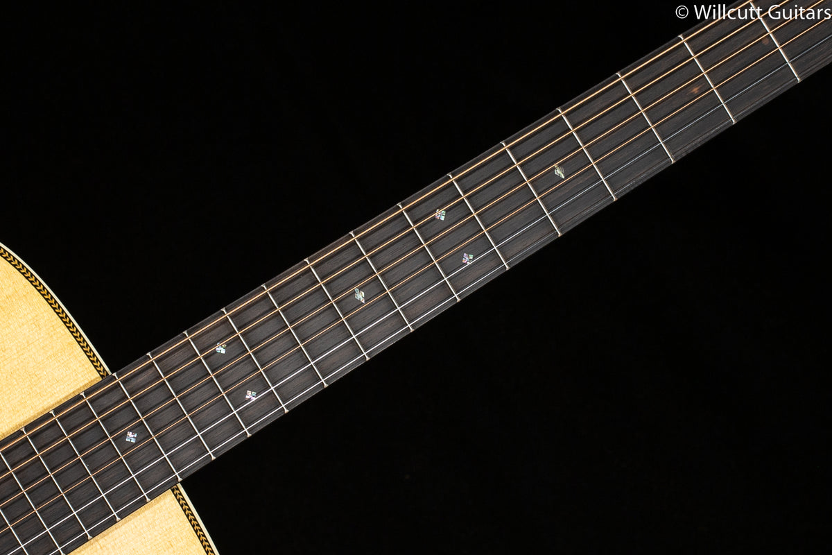 Martin OM-28 2024 Spec (727)