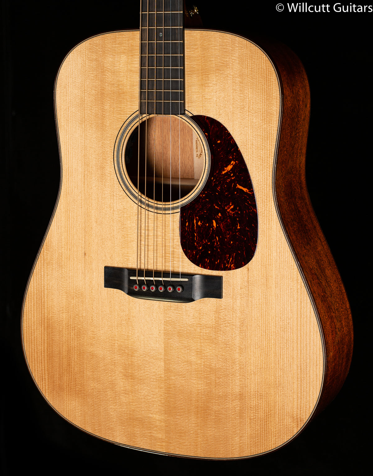 Martin D-18E Modern Deluxe (728)