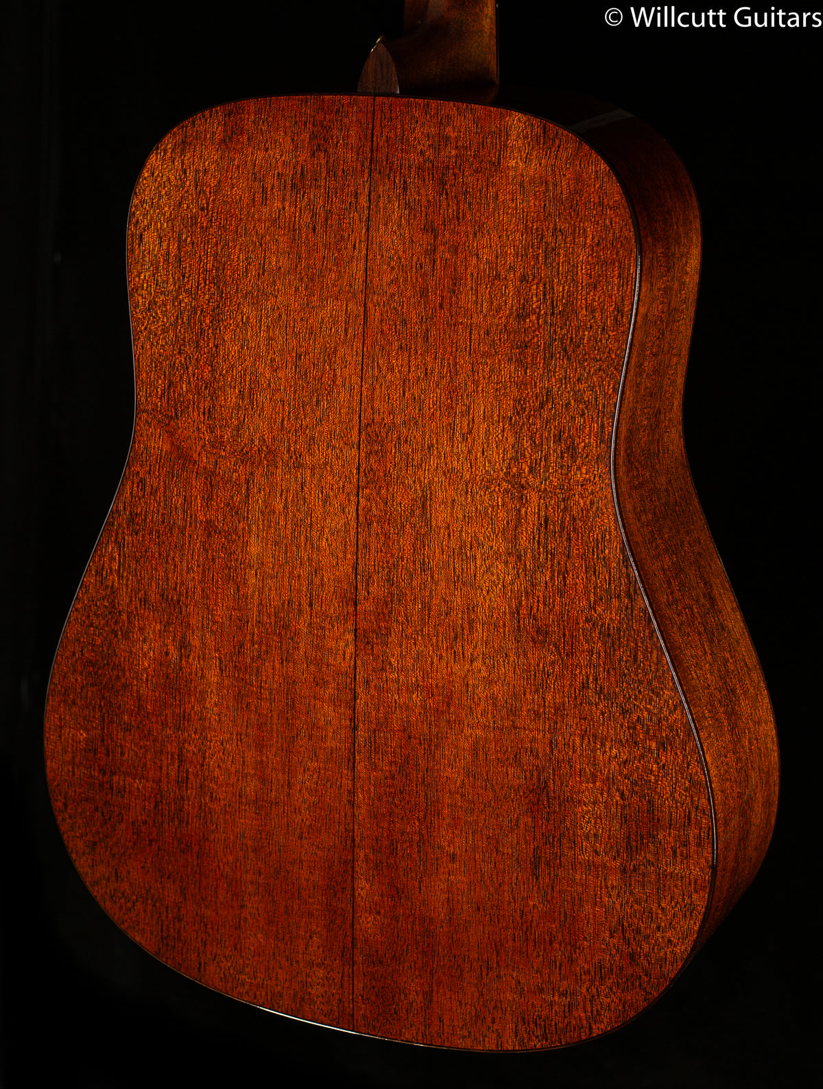 Martin D-18E Modern Deluxe (728)