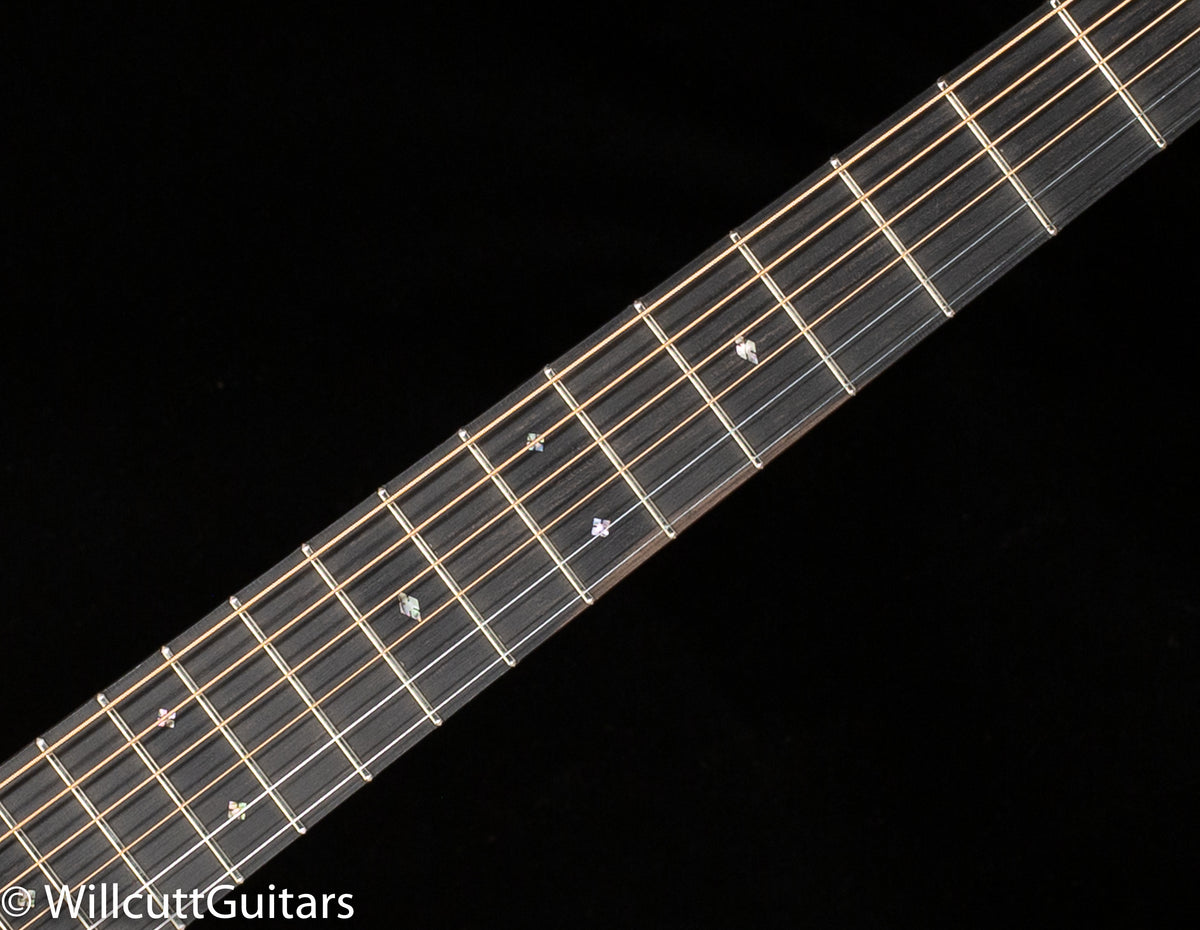 Martin D-28 Authentic 1937 VTS Guatemalan Rosewood (975)