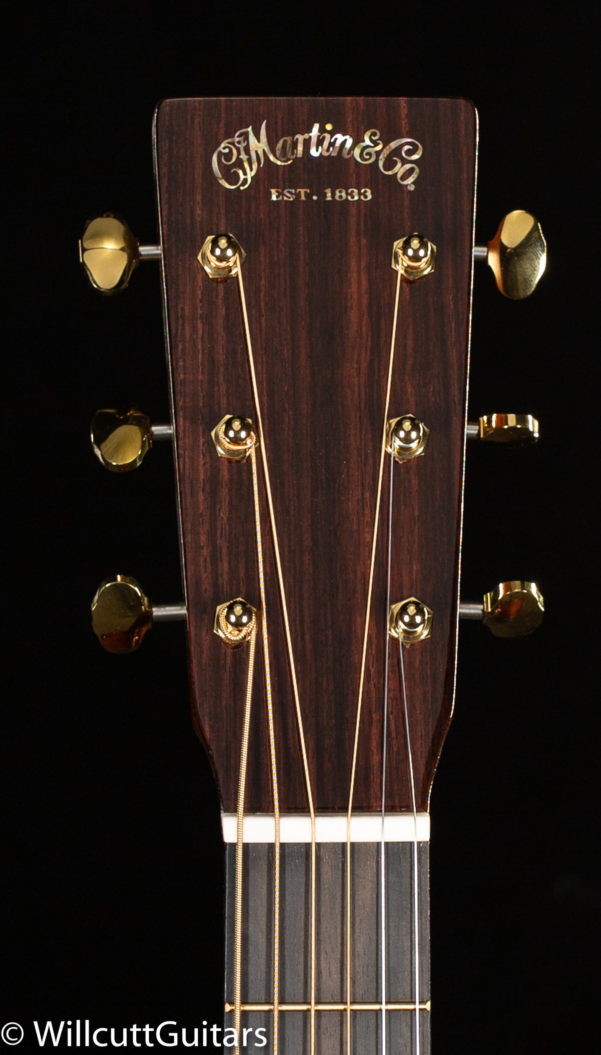 Martin D-18E Modern Deluxe (834)
