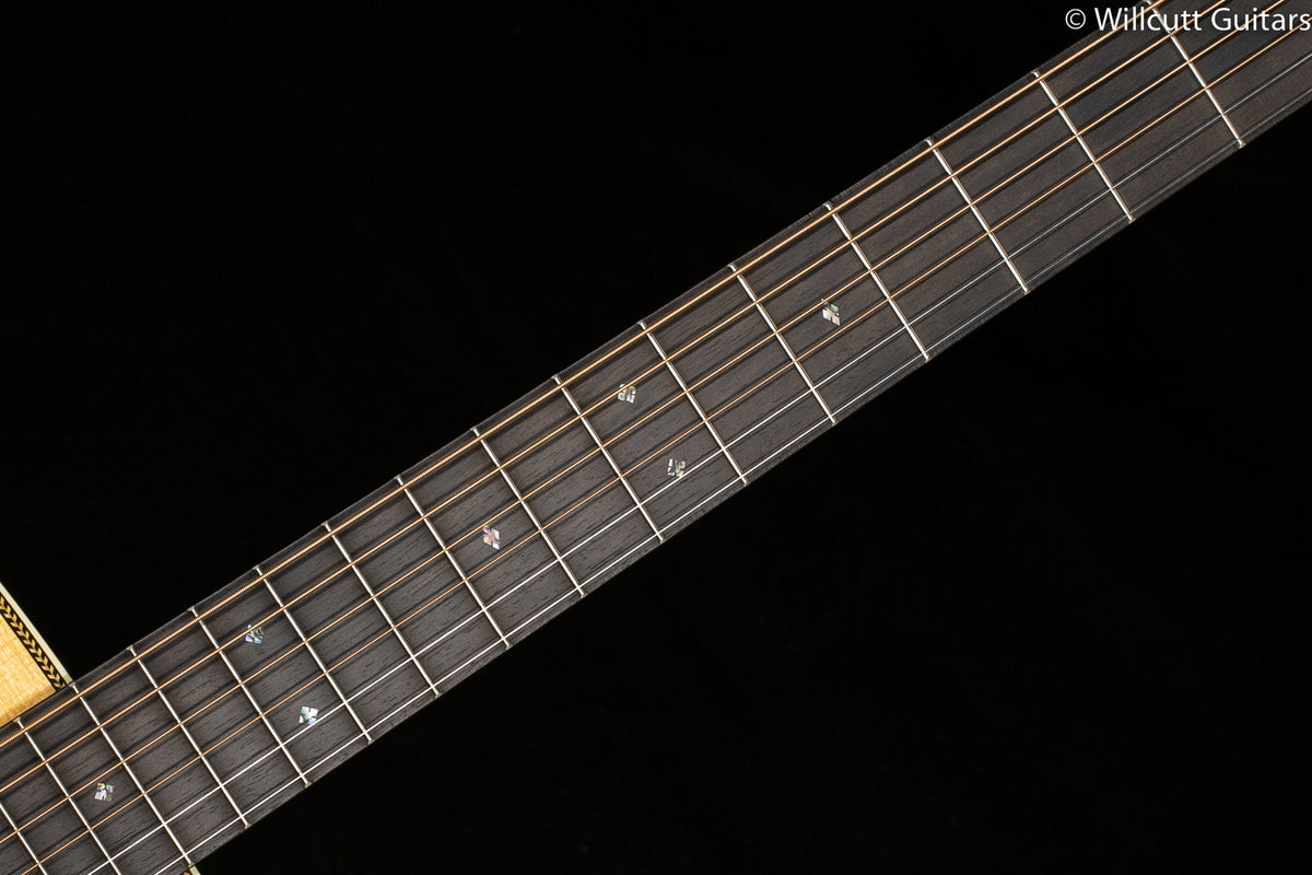 Martin OM28E w/cs (007)
