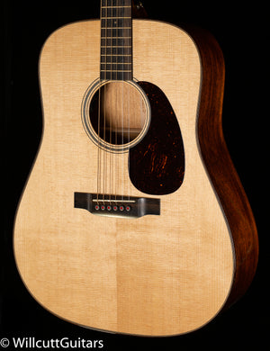 Martin D-18E Modern Deluxe (853)