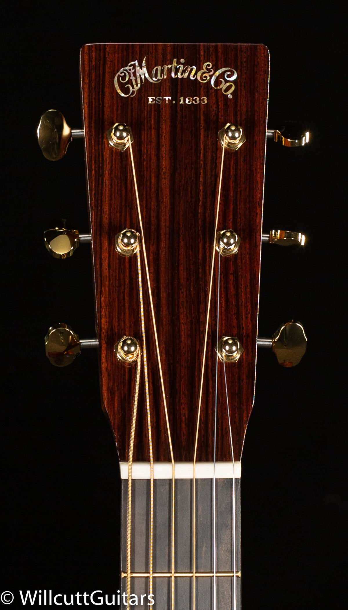 Martin D-18E Modern Deluxe (853)
