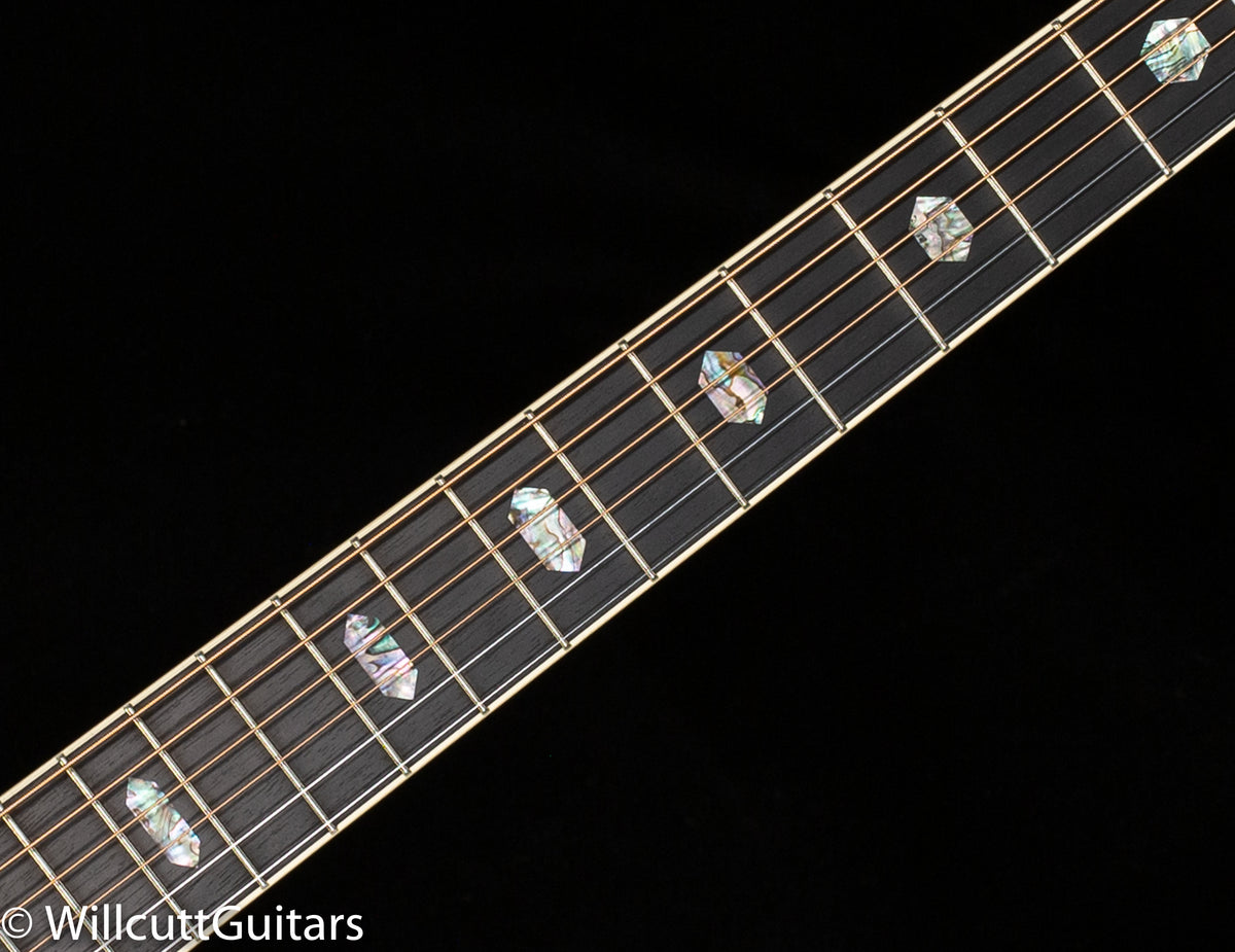 Martin D-41 Sunburst (145)