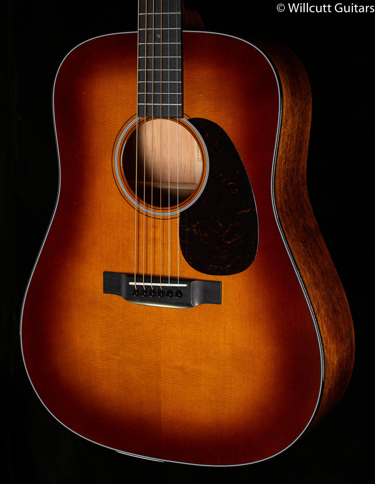 Martin D-18 Ambertone (694)