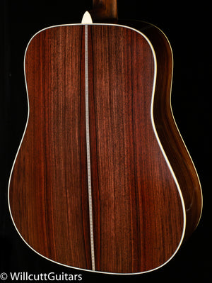 Martin HD-28 Ambertone  (256)