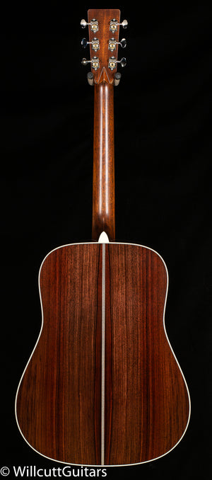 Martin HD-28 Ambertone  (256)