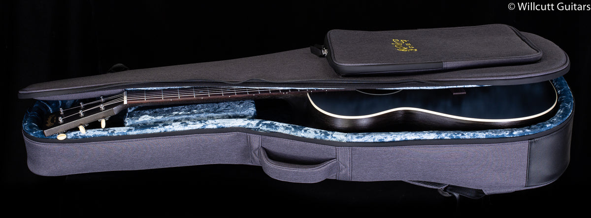 Martin 000-17E Black Smoke Sitka/Mahogany (424)