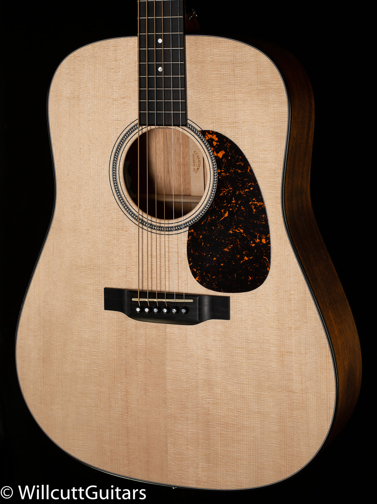 Martin D-16E Sitka/Mahogany (840)