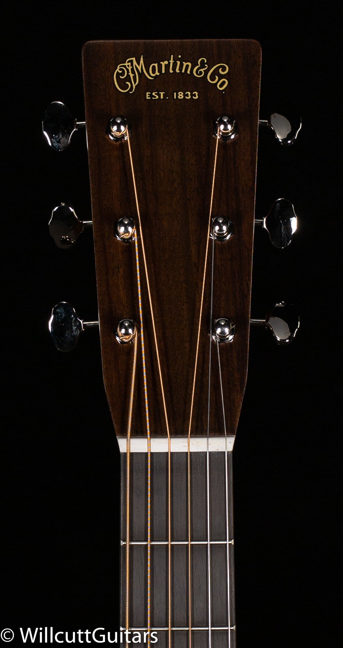 Martin D-28 Ambertone (002)