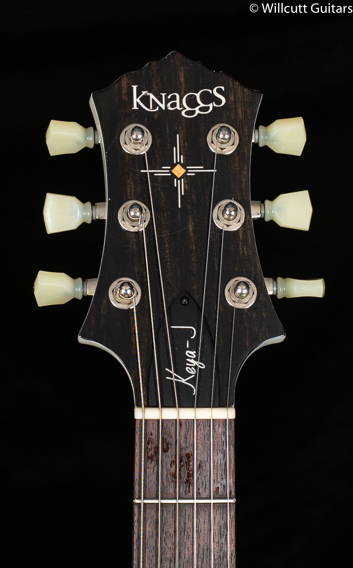 Knaggs Influence Keya J 2 P-90 Creme Gloss Relic