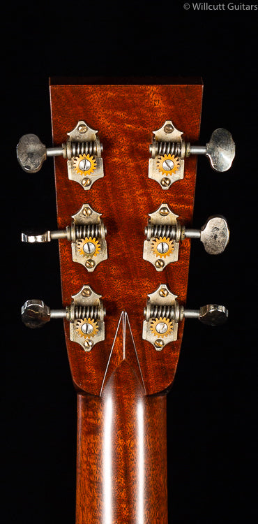 Collings D2HA Traditional Adirondack Vintage Satin (277)