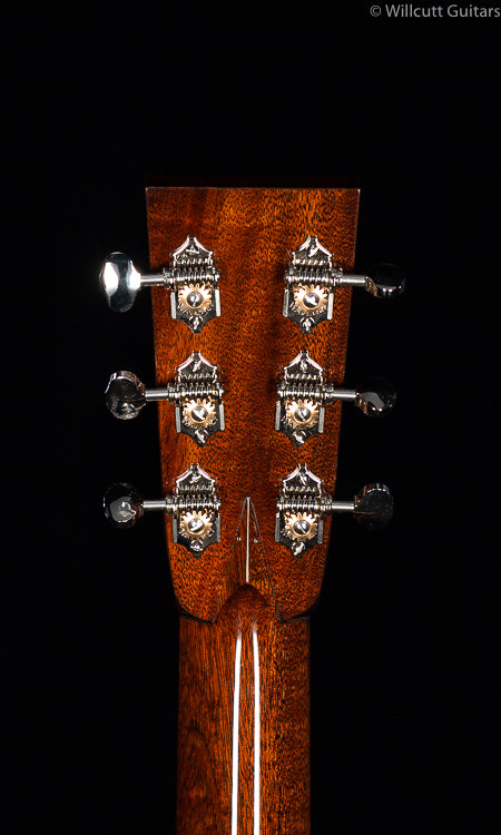 Collings OM2H Adirondack Spruce Top (680)