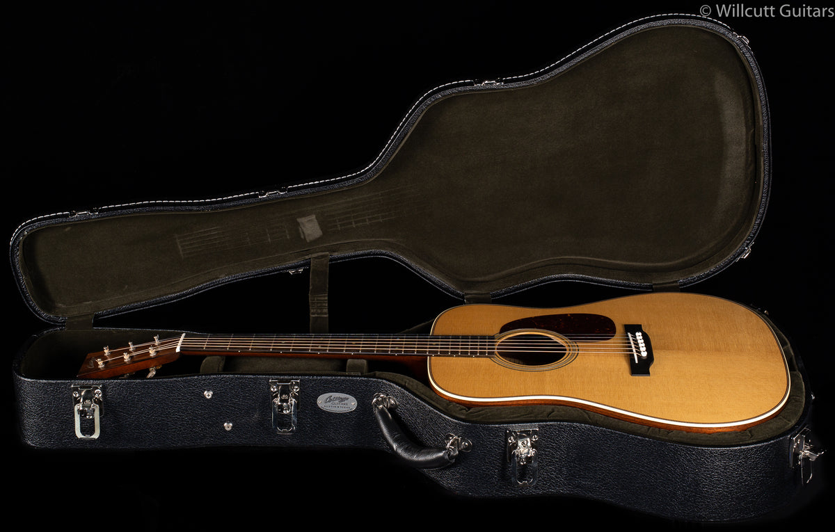 Collings D2H Traditional Baked Adirondack Spruce Vintage Satin