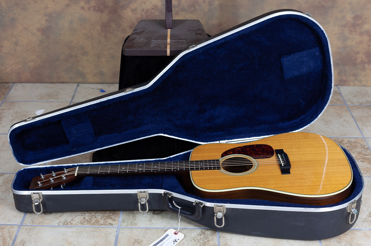 Martin HD-28 Repaired Top Crack USED (205)