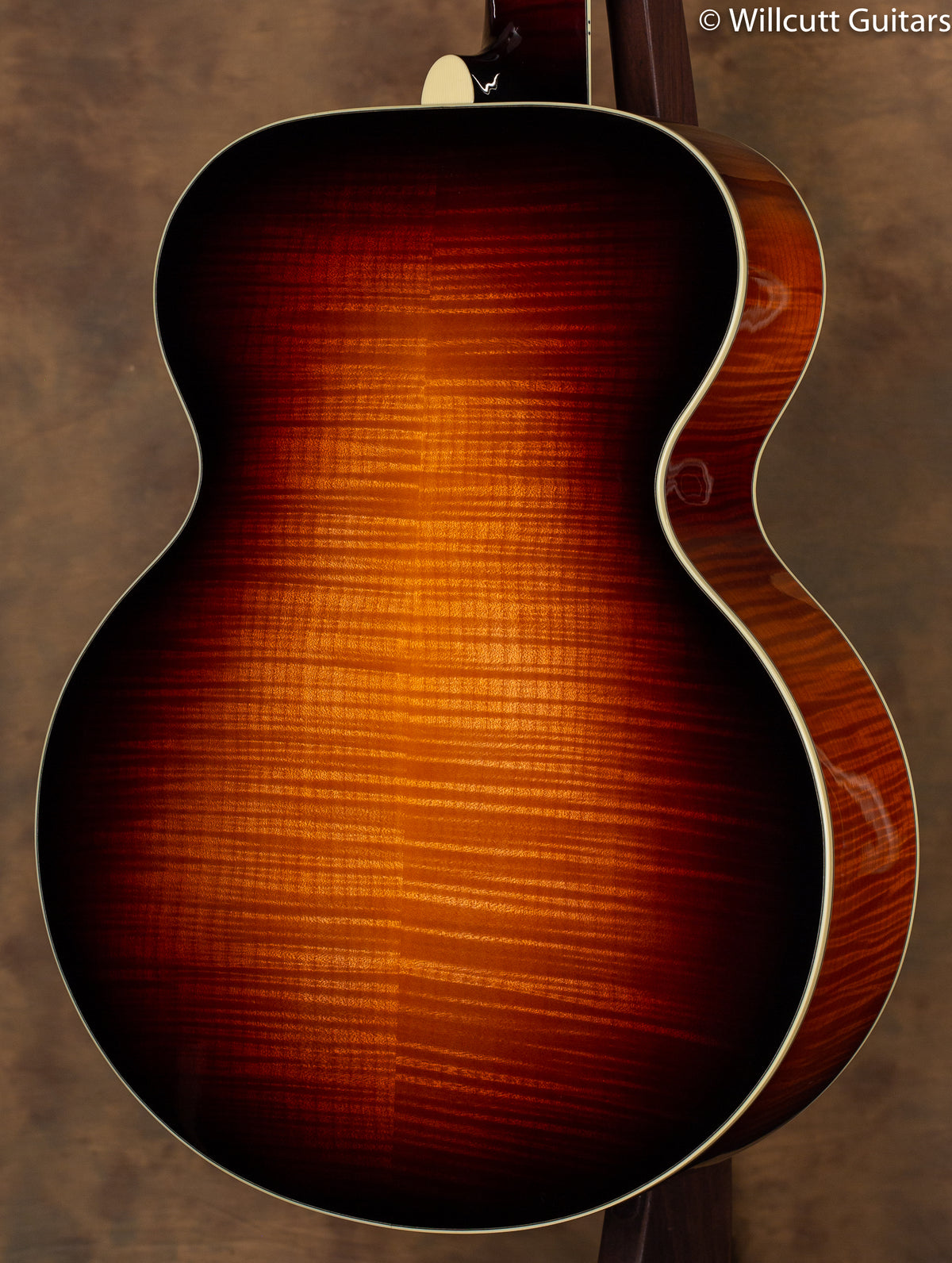 Huss and Dalton Model MJ Crossroads Deluxe USED