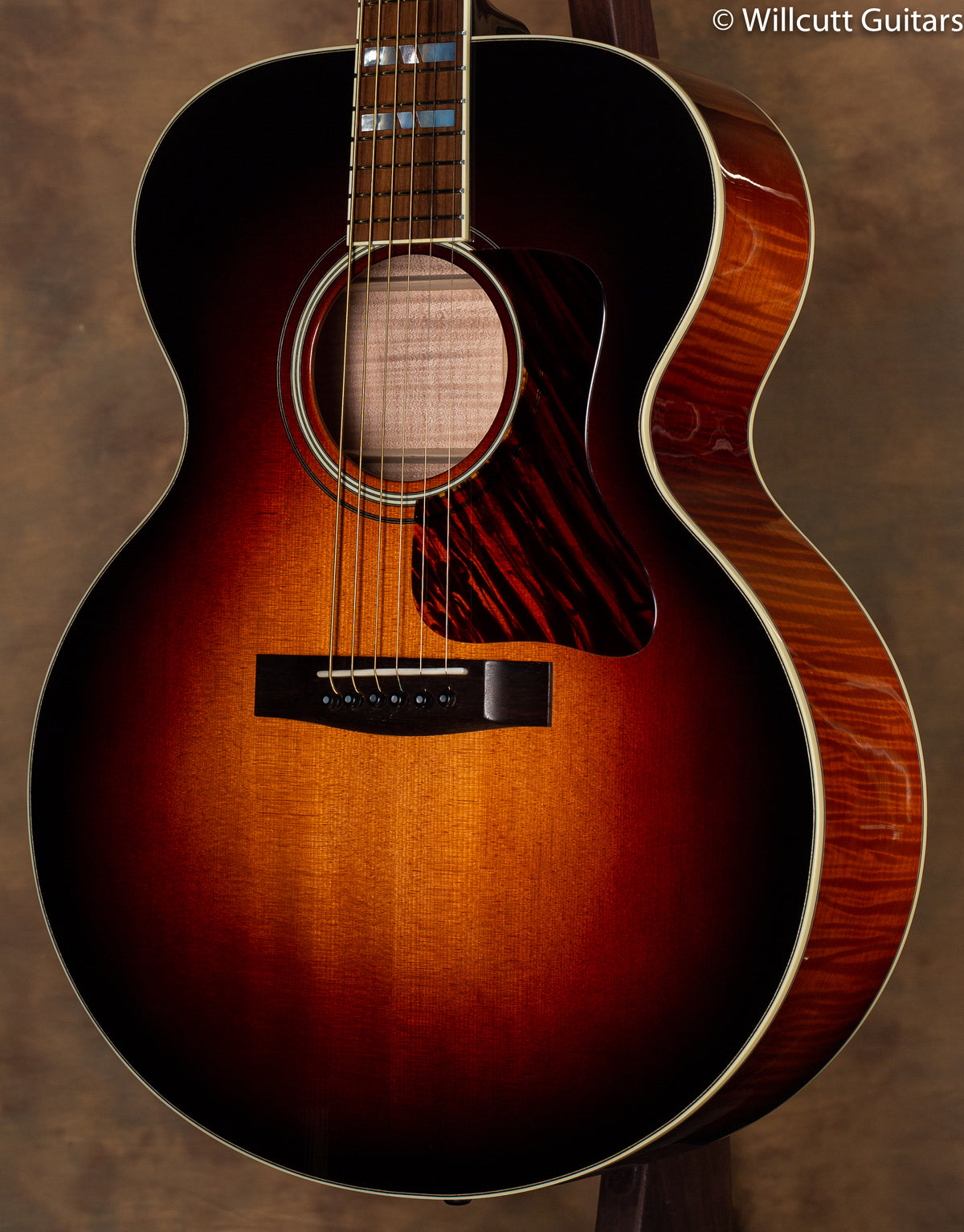 Huss and Dalton Model MJ Crossroads Deluxe USED