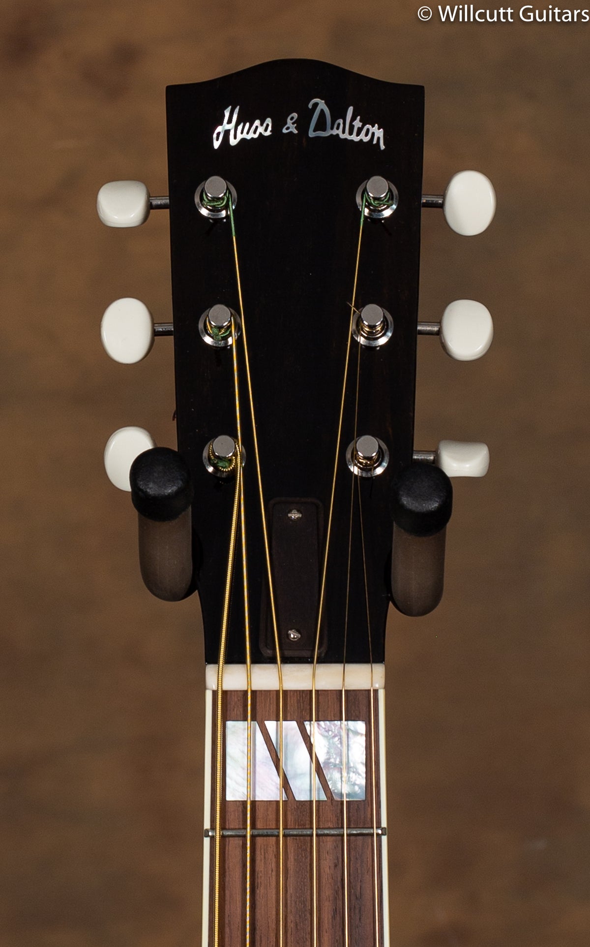 Huss and Dalton Model MJ Crossroads Deluxe USED