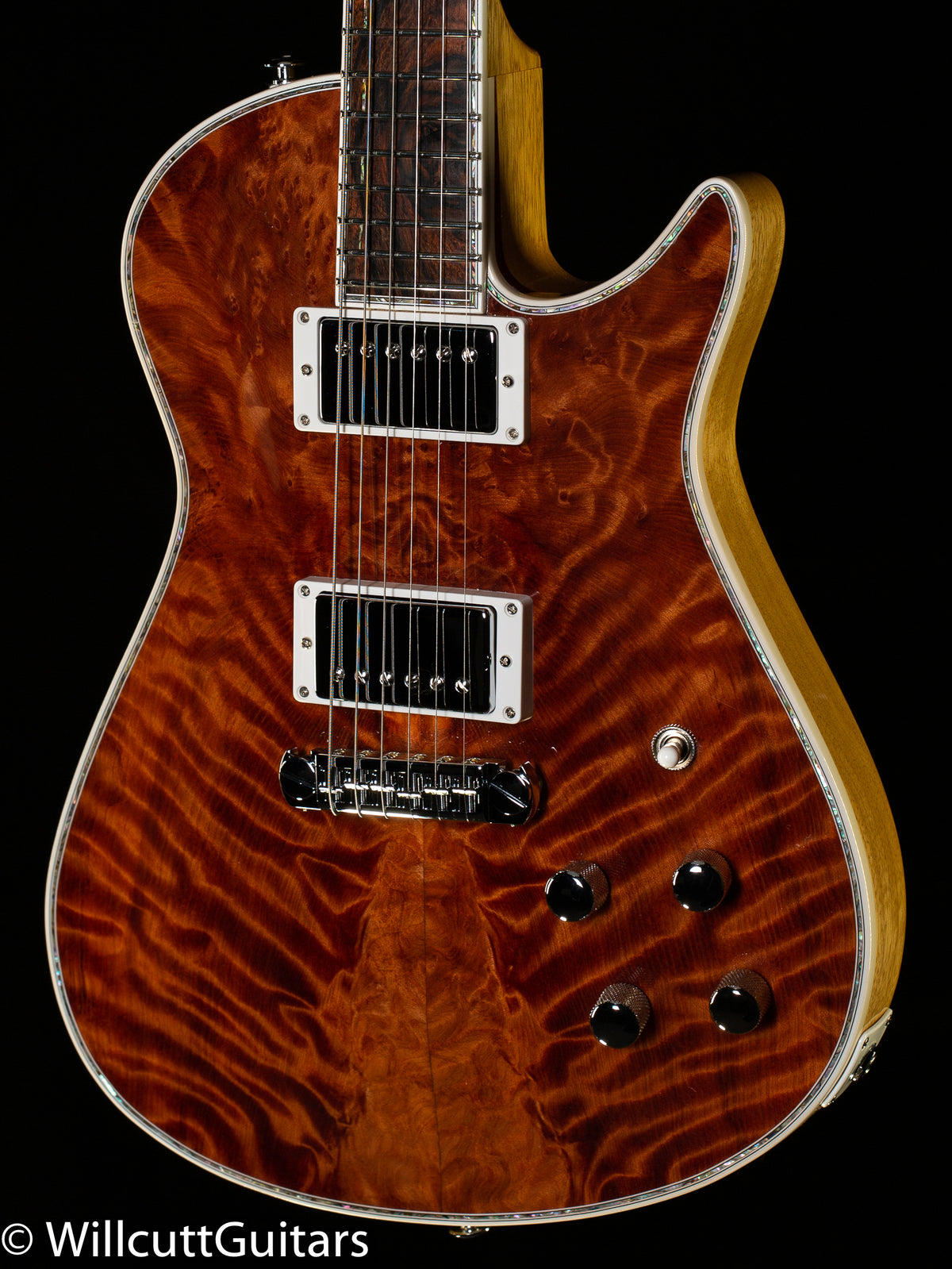 Giffin Valiant Custom Curly Redwood/White Limba (221)