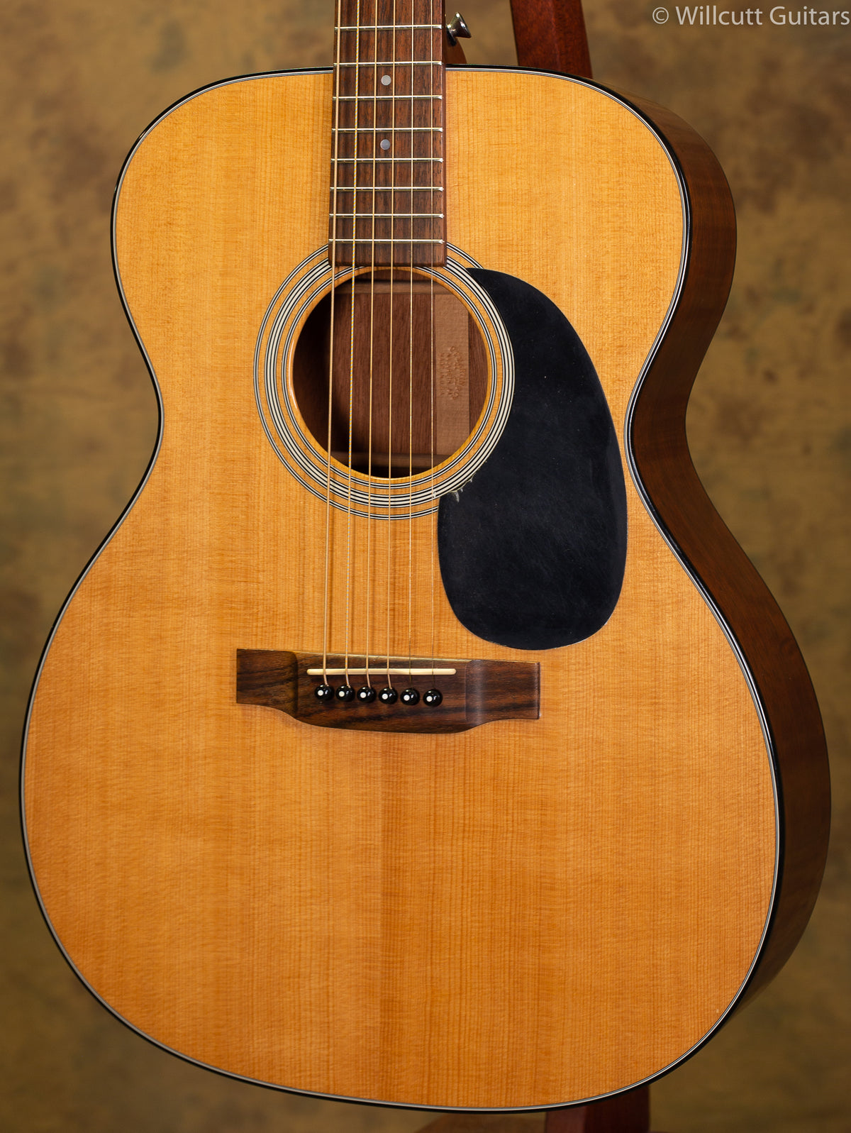 Martin 000-18 USED