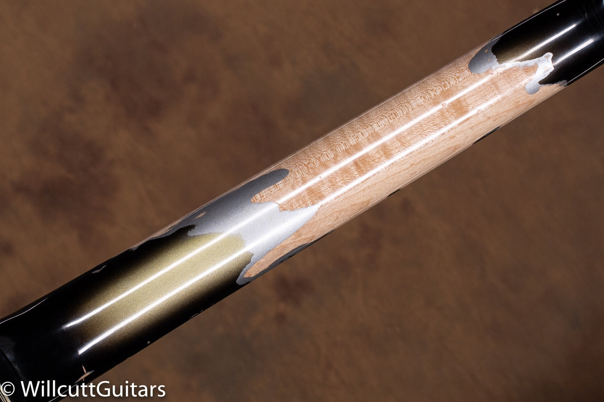 Gibson Custom Shop Adam Jones 1979 Les Paul Custom Aged and Signed #6 USED