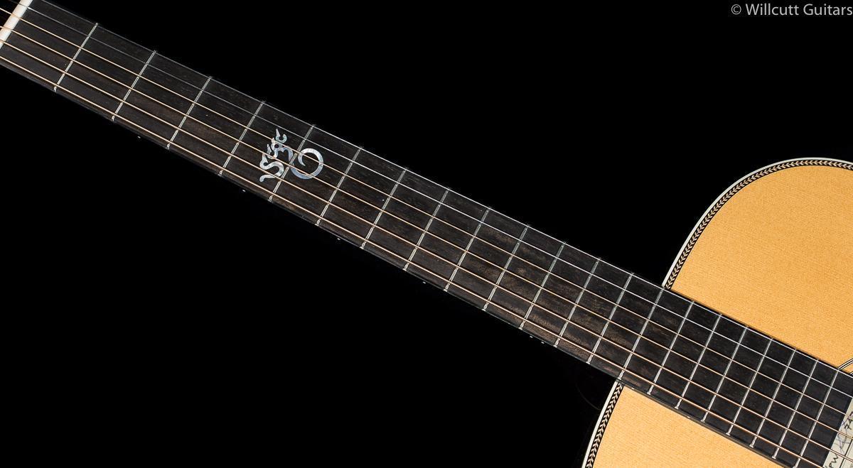 Santa Cruz Brad Paisley B/PW Signature Model (478)