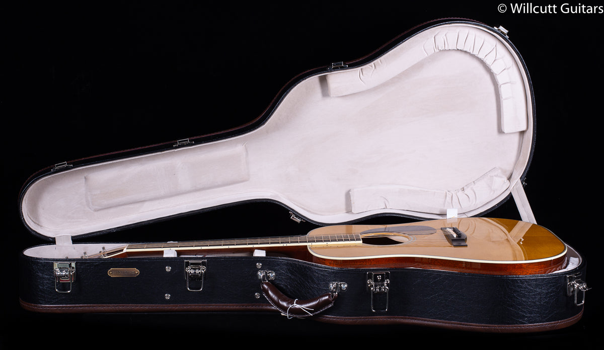 Santa Cruz Vintage Artist Dreadnought Adirondack/Hot Hide Glue Bracing