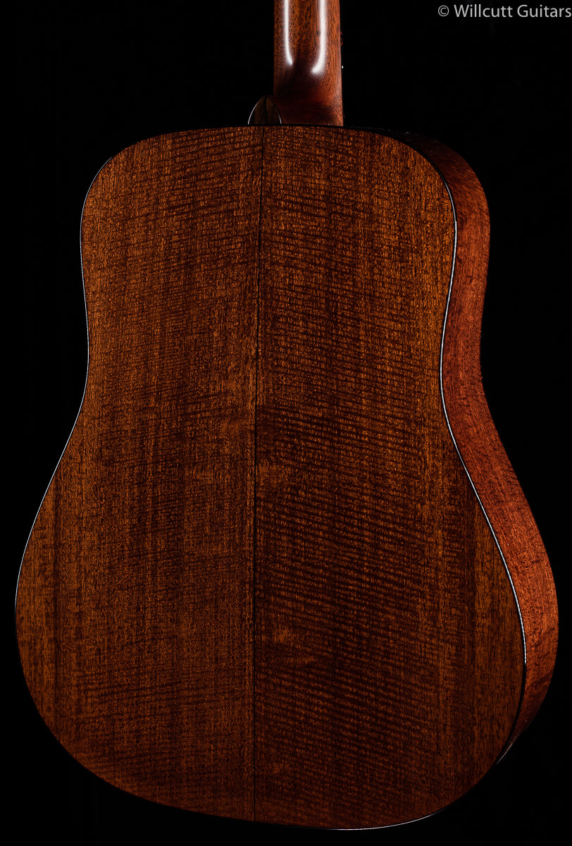 Bourgeois D Country Boy Deluxe Aged Tone Adirondack (921)