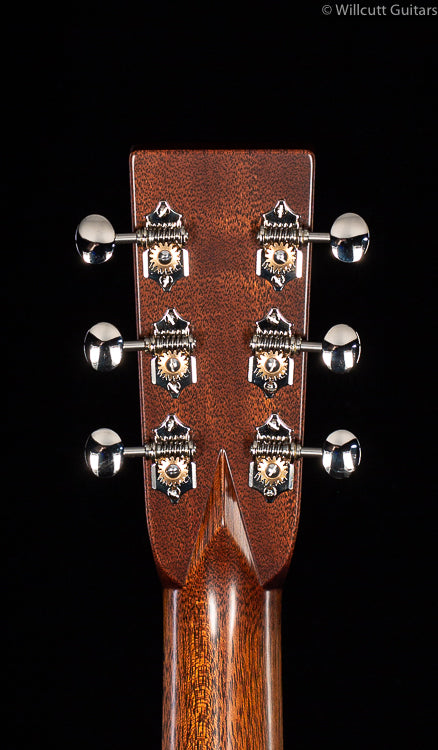 Bourgeois 00 Country Boy Adirondack Spruce Figured Mahogany (752)