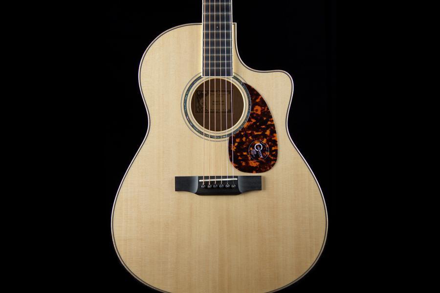 Larrivee LV-09 Quilted Maple Sophia Inlay (702)