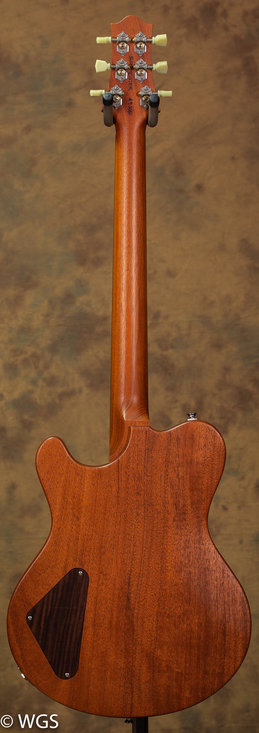 Nik Huber Surfmeister Onyx White USED