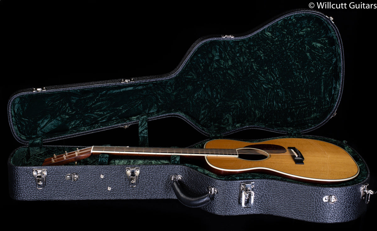 Bourgeois Aged Tone Series Large Soundhole OM