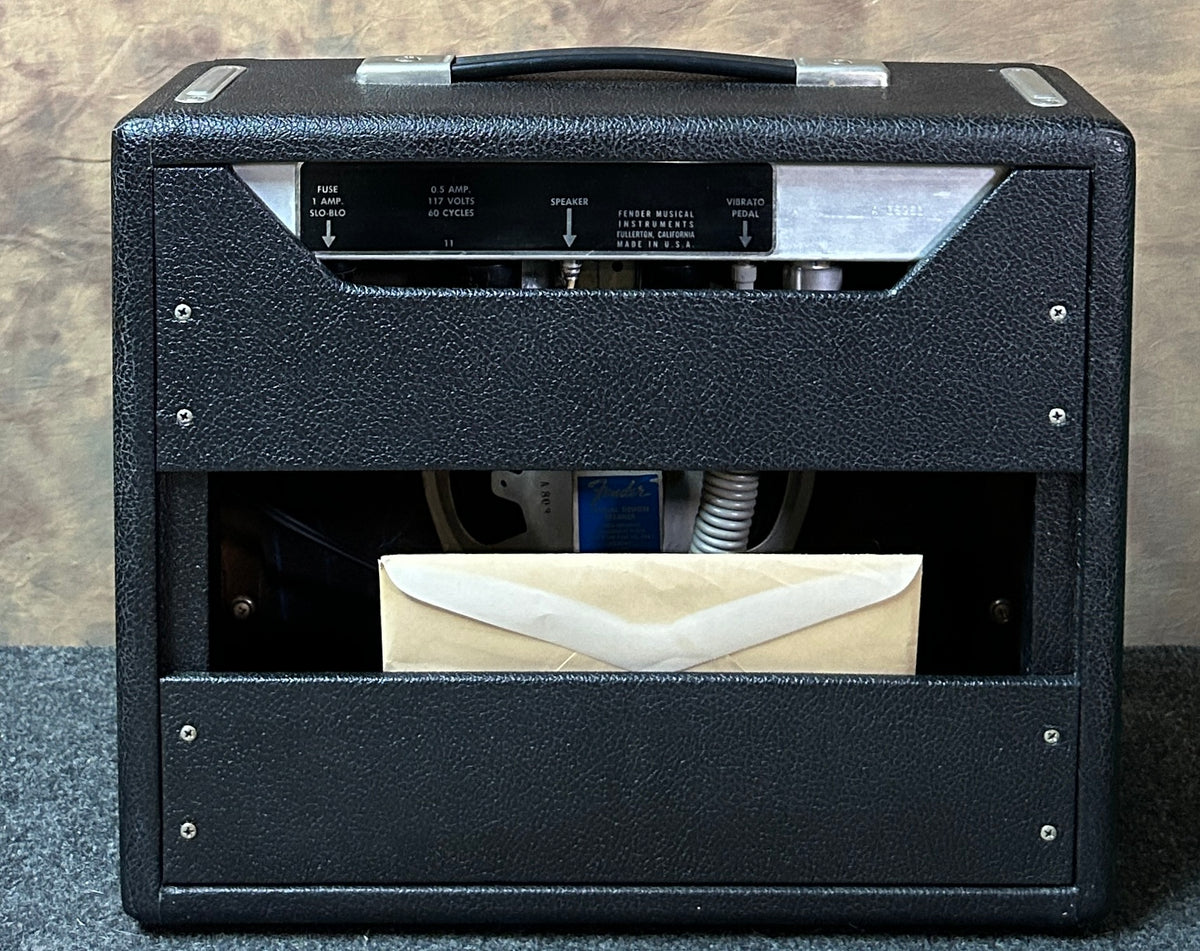 Vintage 1968 Fender Vibro Champ Combo