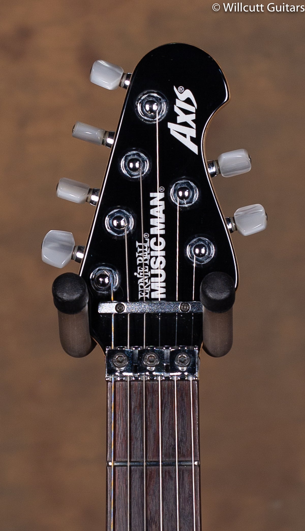 Ernie Ball Music Man Axis Black USED