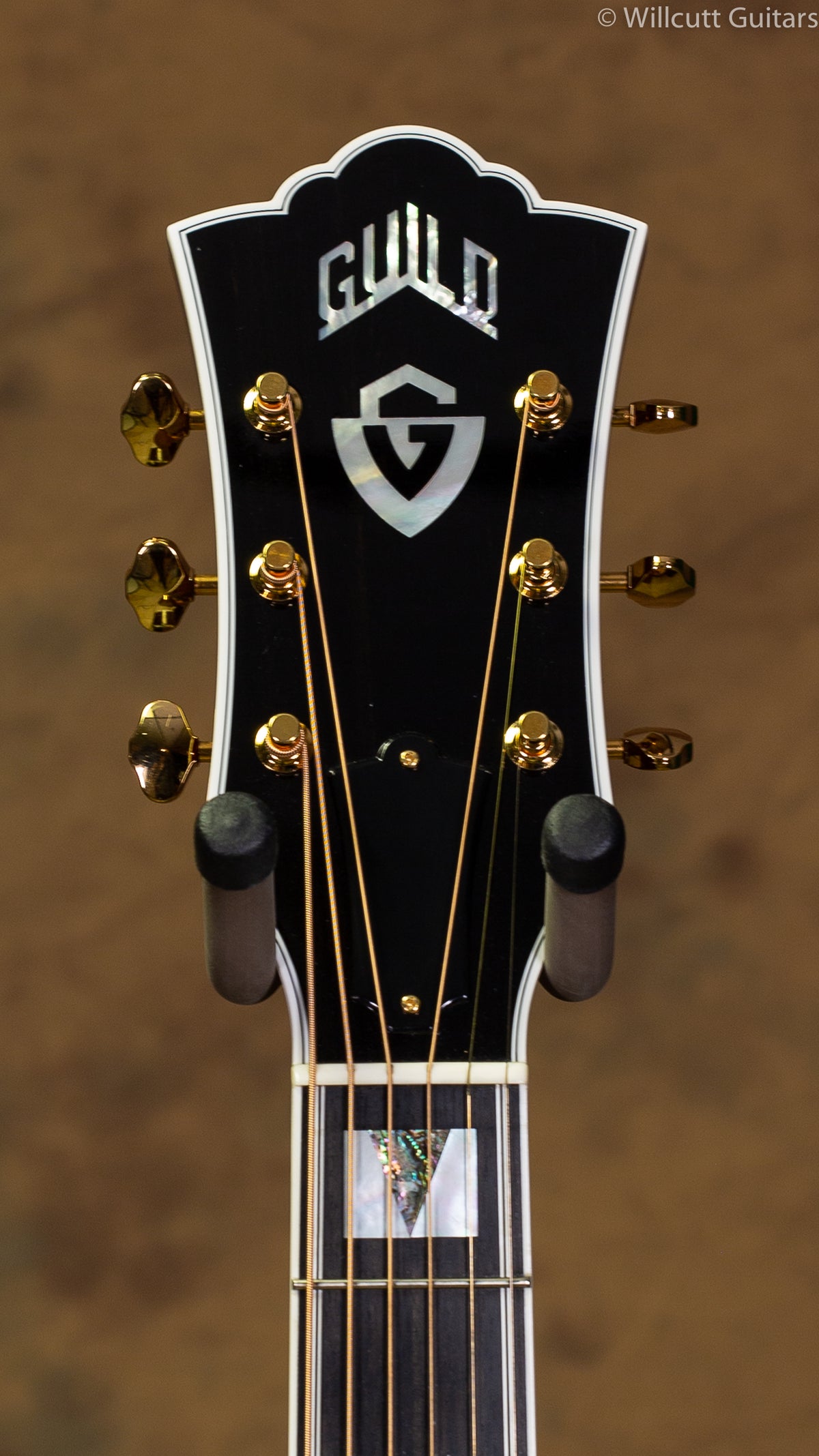 Guild D-55 Sunburst USED